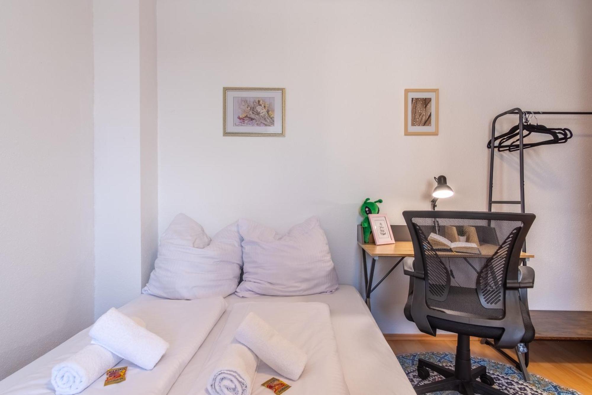 4k Tv, Soundbar, Ausblick Apartment Bad Durrenberg
